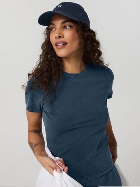 VUORI S/S Feather classic tee garment dye L